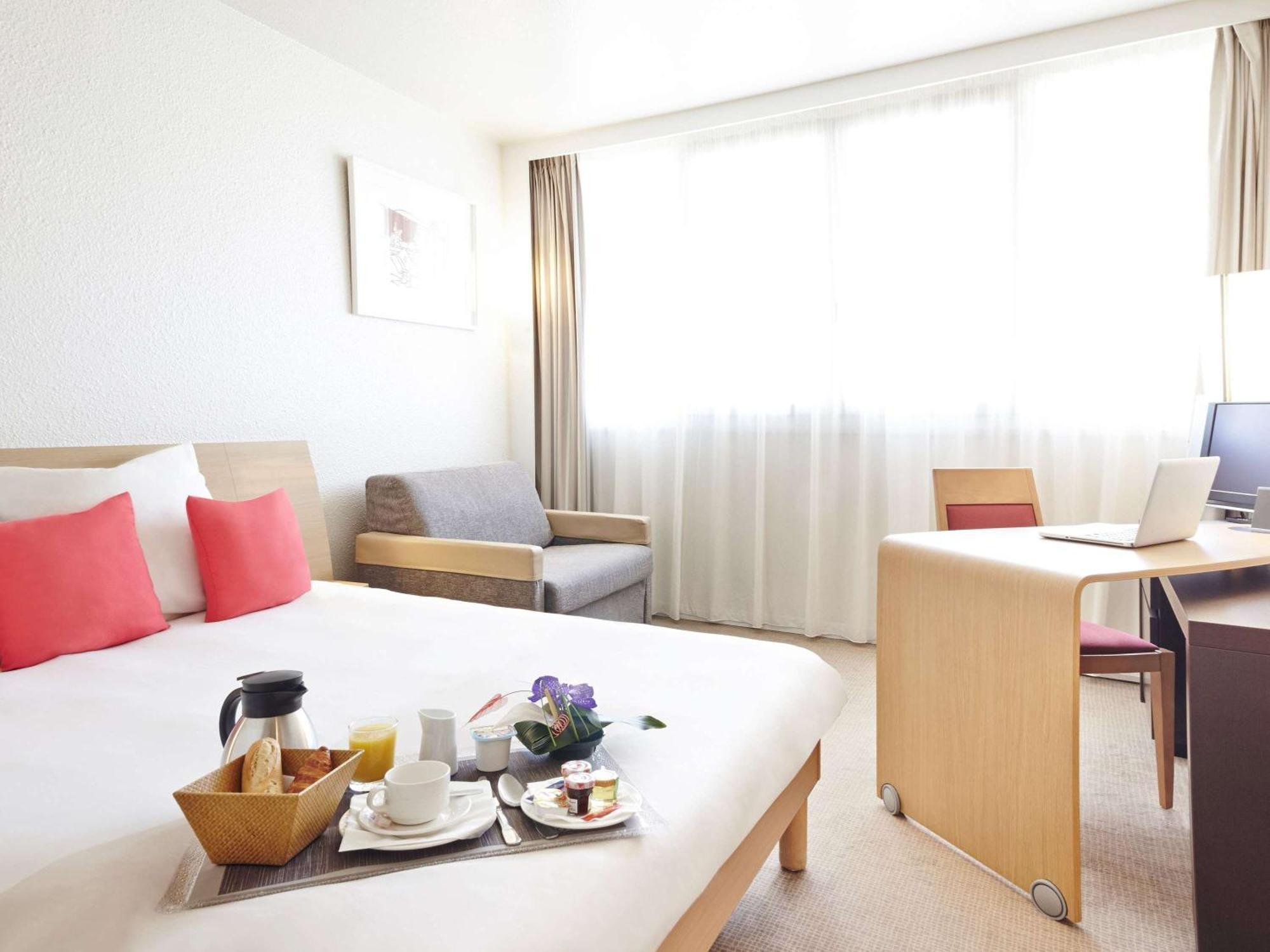 Novotel Lille Centre Gares Exterior photo