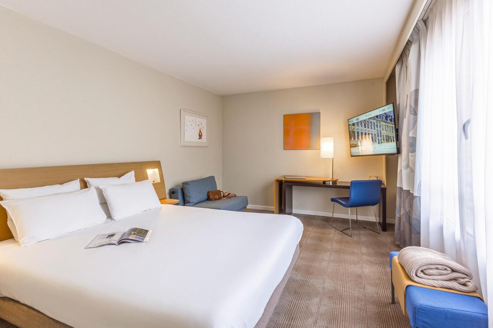 Novotel Lille Centre Gares Exterior photo