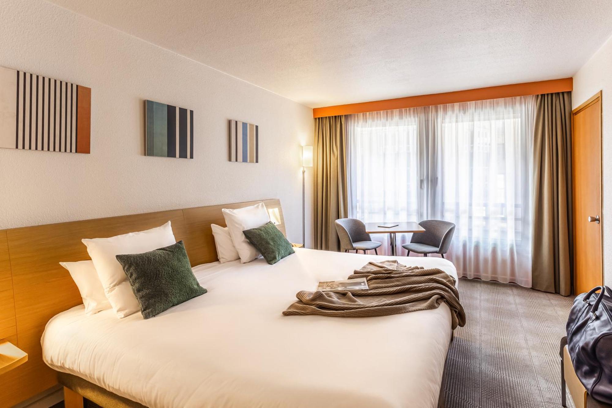 Novotel Lille Centre Gares Exterior photo