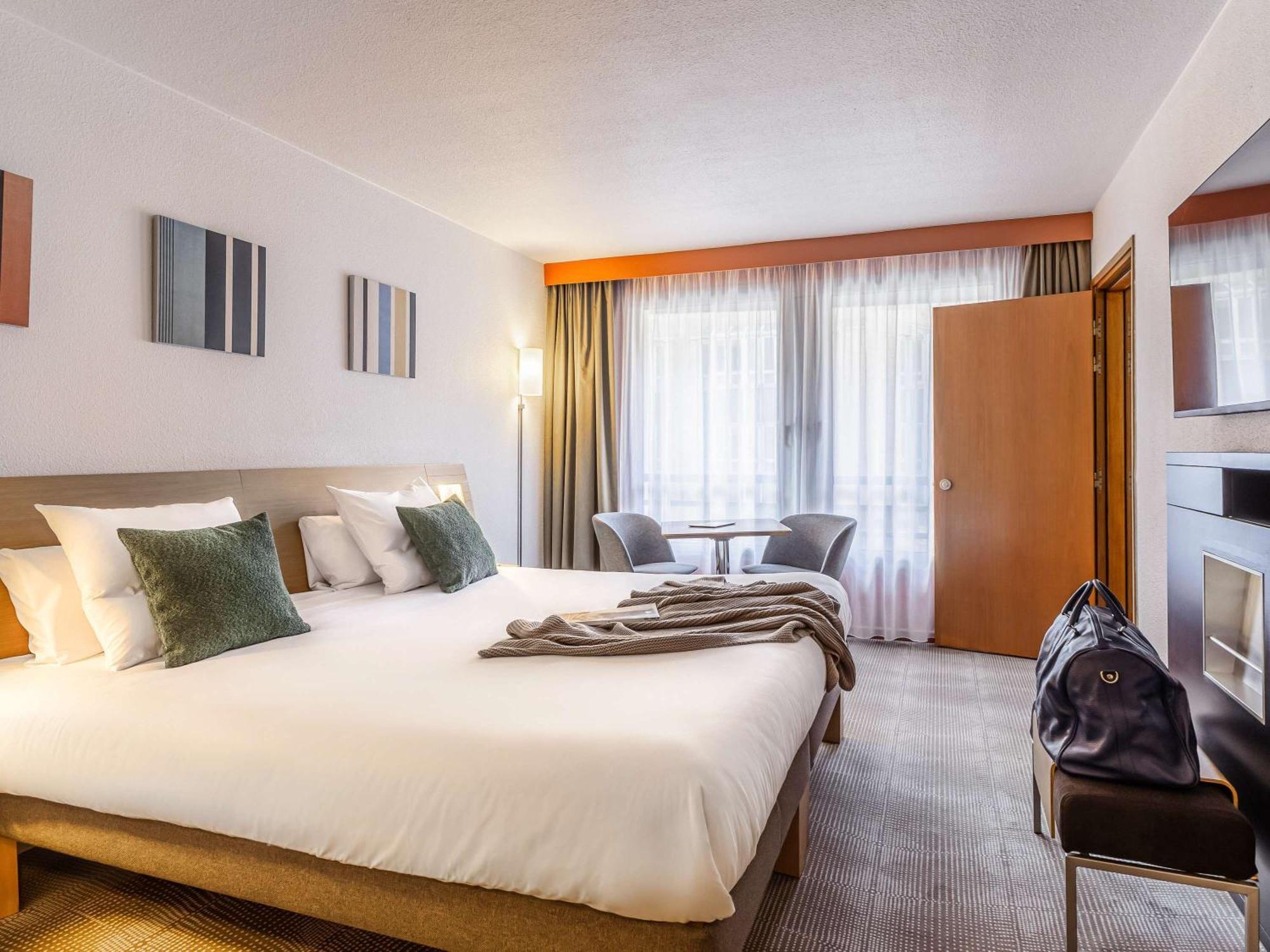 Novotel Lille Centre Gares Exterior photo
